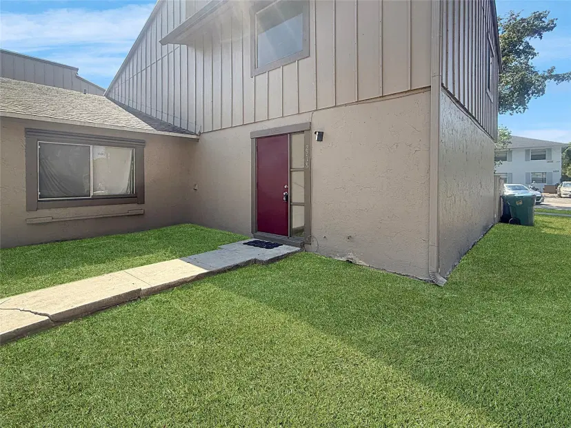 Picture of 2218 NW 58Th Ave 27A, Fort Lauderdale FL 33313