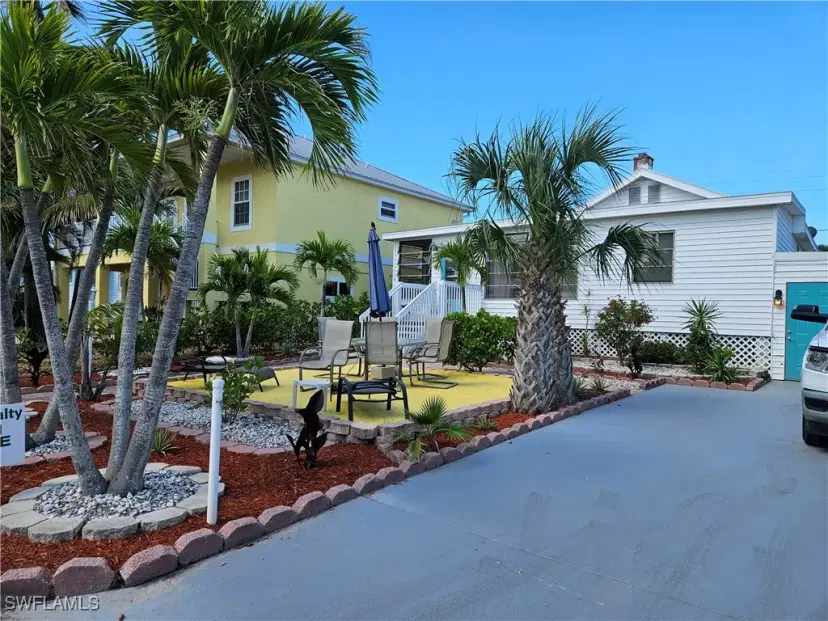 Picture of 243 Pearl St, Fort Myers Beach FL 33931