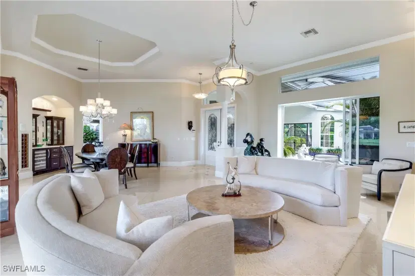 Picture of 914 Spanish Moss Trl, Naples FL 34108