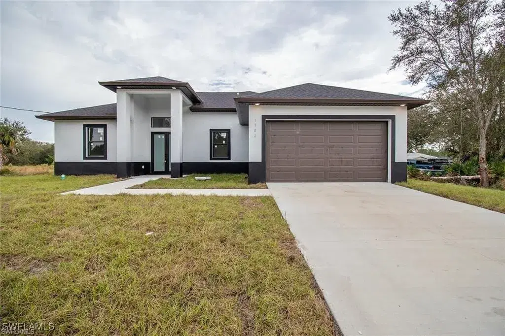 Picture of 1135 Tropicana Pkwy W, Cape Coral, FL 33993