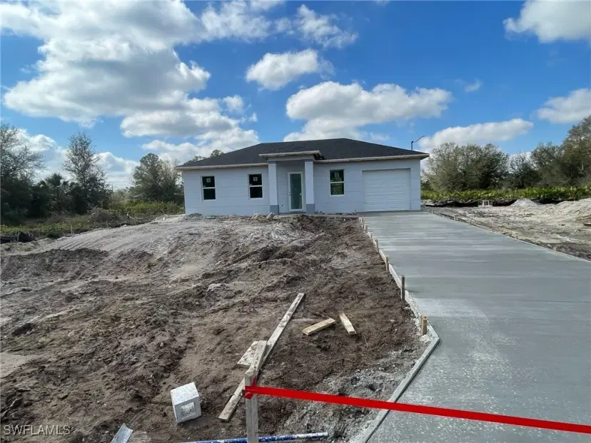 Picture of 707 Ledge St, Lehigh Acres FL 33972