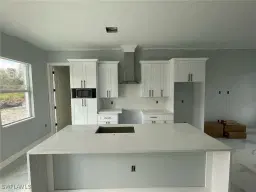 Picture of 707 Ledge St, Lehigh Acres, FL 33972