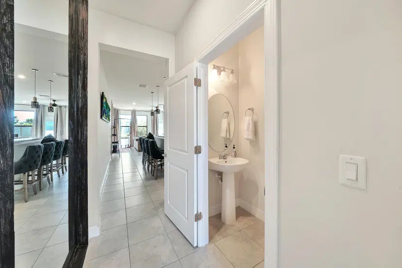 Picture of 2834 Bard Street, Palm Springs FL 33406