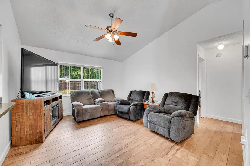 Picture of 1973 SW Davis Street, Port St Lucie FL 34953