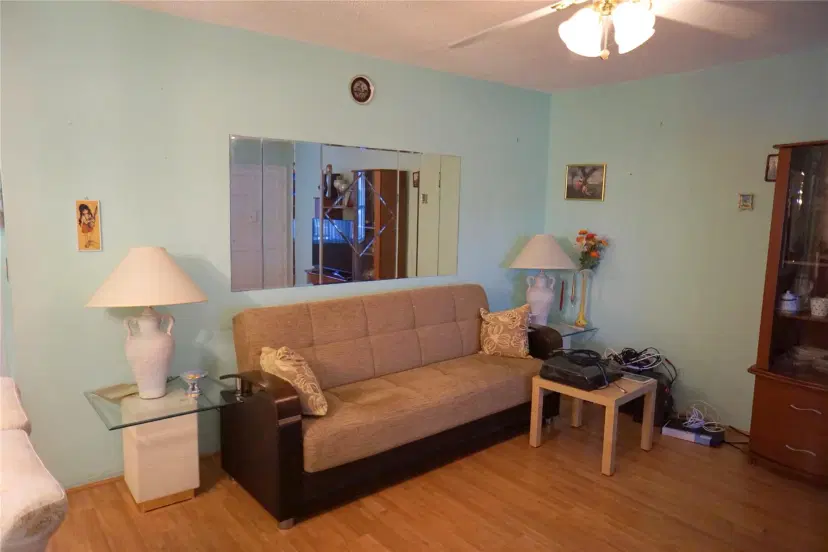 Picture of 160 NE 8Th Ave 25B, Hallandale Beach FL 33009