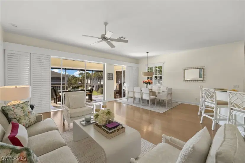 Picture of 5065 Yacht Harbor Dr 203, Naples FL 34112