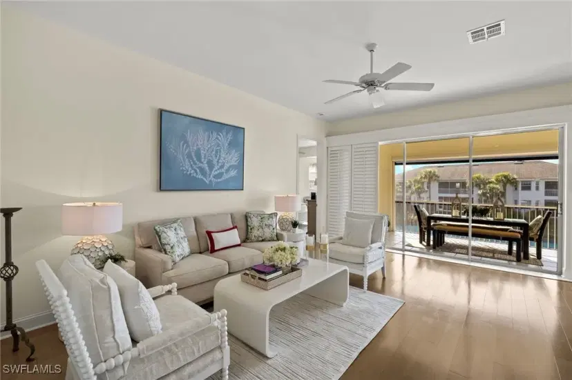 Picture of 5065 Yacht Harbor Dr 203, Naples FL 34112