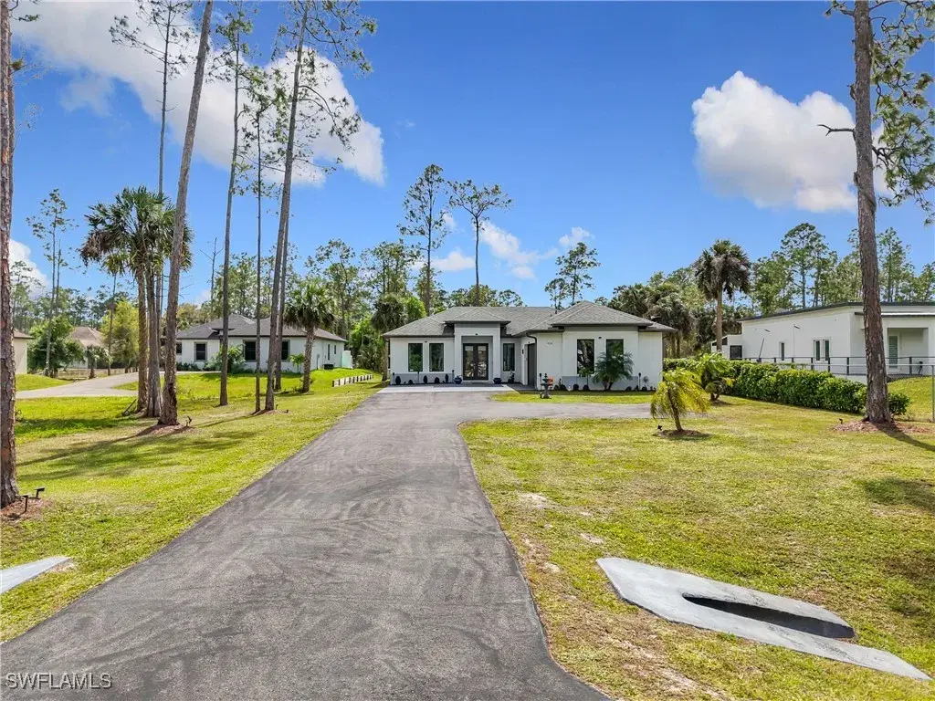Picture of 4160 10Th Ave Ne, Naples, FL 34120