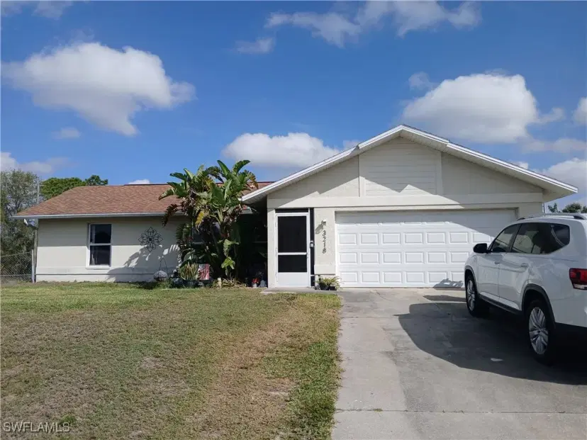 Picture of 3218 2Nd St Sw, Lehigh Acres FL 33976