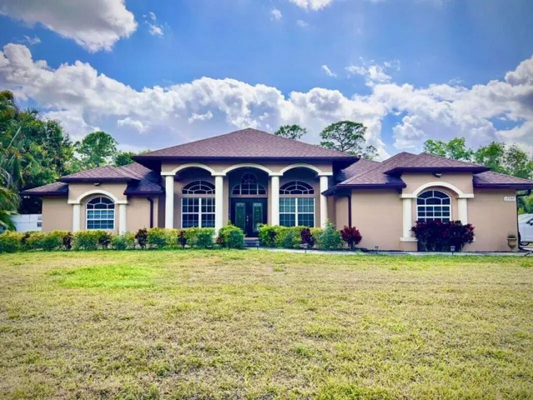 Picture of 17564 79Th Court N, The Acreage, FL 33470