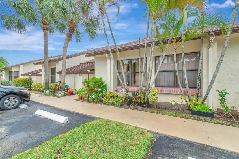 Picture of 3927 Vine Tree Trail B, Lake Worth FL 33467