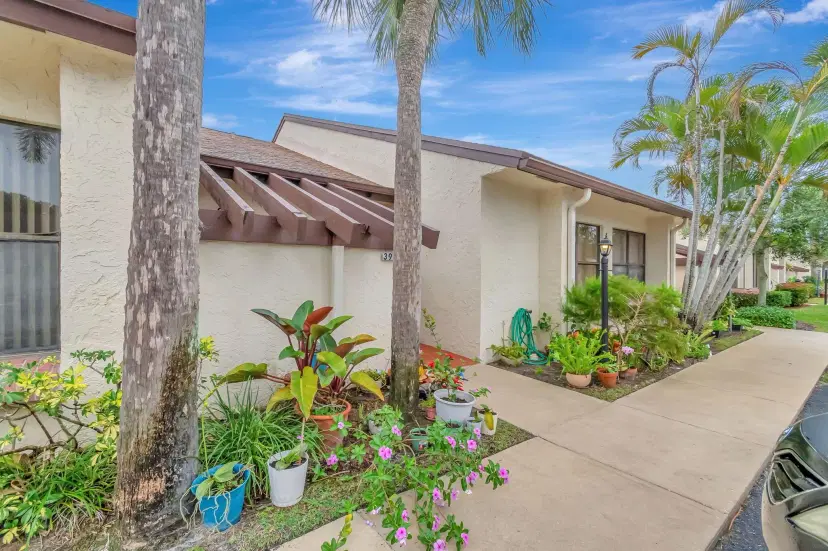 Picture of 3927 Vine Tree Trail B, Lake Worth FL 33467