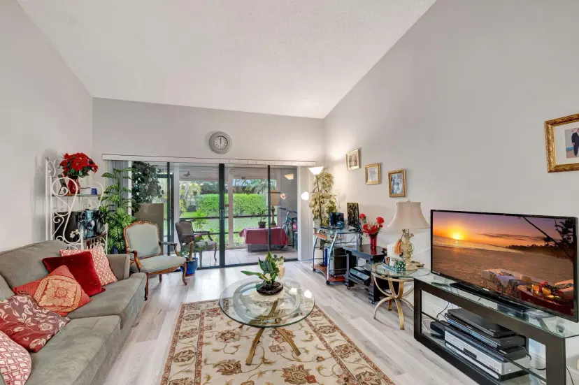 Picture of 3927 Vine Tree Trail B, Lake Worth FL 33467