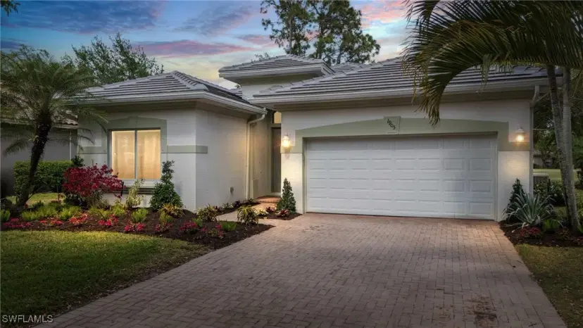 Picture of 1905 Par Dr, Naples FL 34120