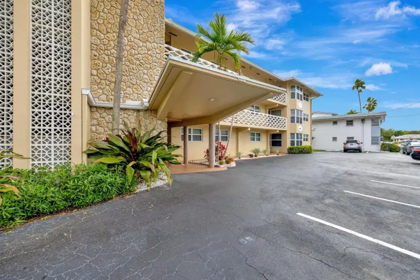 Picture of 4836 NE 23Rd Ave 21, Fort Lauderdale FL 33308