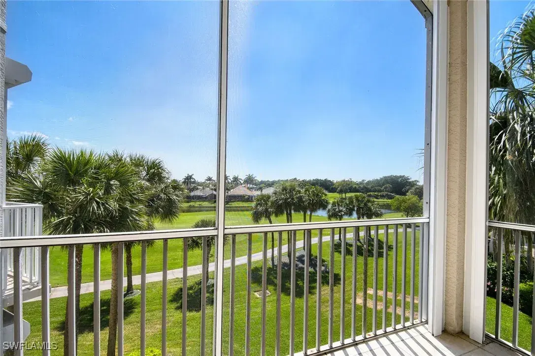 Picture of 1530 Clermont Dr G305, Naples, FL 34109
