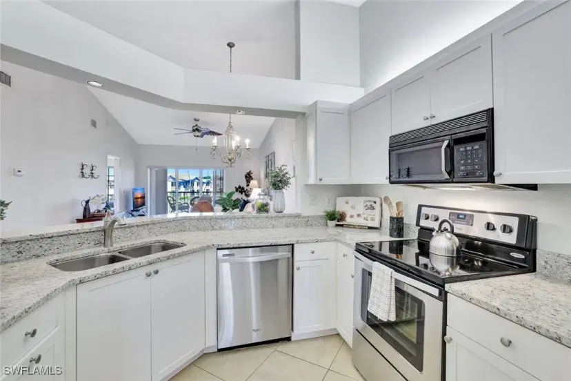 Picture of 818 Tanbark Dr 202, Naples FL 34108
