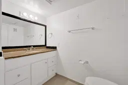 Picture of 140 NE 19Th Ct 214E, Wilton Manors, FL 33305