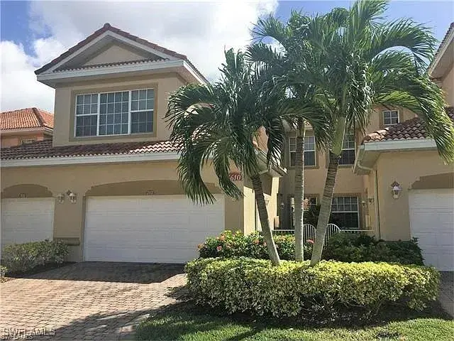 Picture of 5610 Chelsey Ln 202, Fort Myers, FL 33912