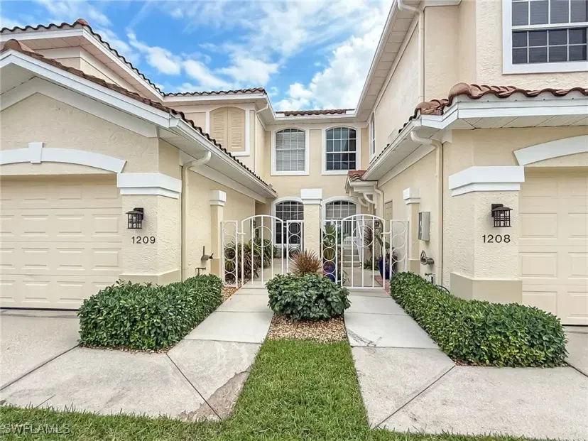 Picture of 15055 Tamarind Cay CT 1209, Fort Myers FL 33908