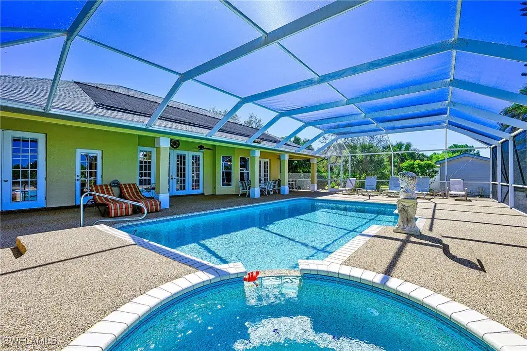 Picture of 803 Glenn Ave, Lehigh Acres, FL 33972