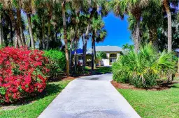 Picture of 803 Glenn Ave, Lehigh Acres, FL 33972