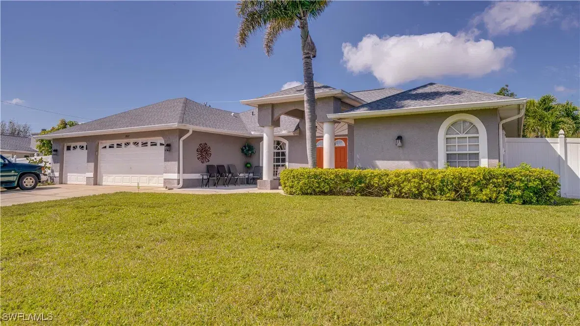 Picture of 3802 SE 3Rd Pl, Cape Coral, FL 33904