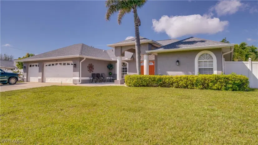 Picture of 3802 SE 3Rd Pl, Cape Coral FL 33904