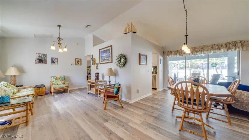 Picture of 3802 SE 3Rd Pl, Cape Coral FL 33904