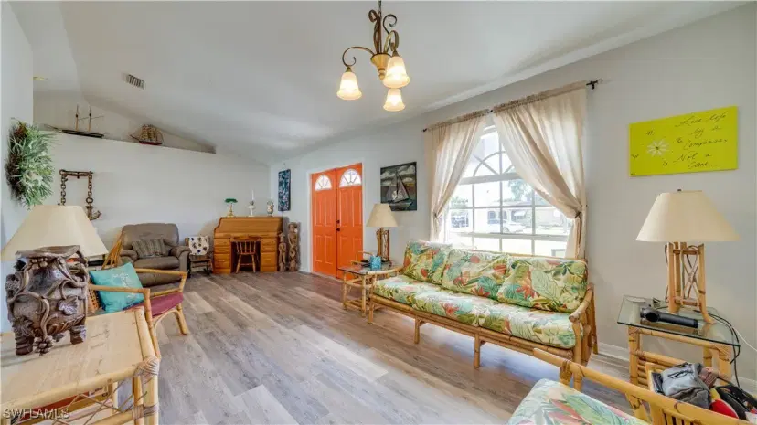Picture of 3802 SE 3Rd Pl, Cape Coral FL 33904