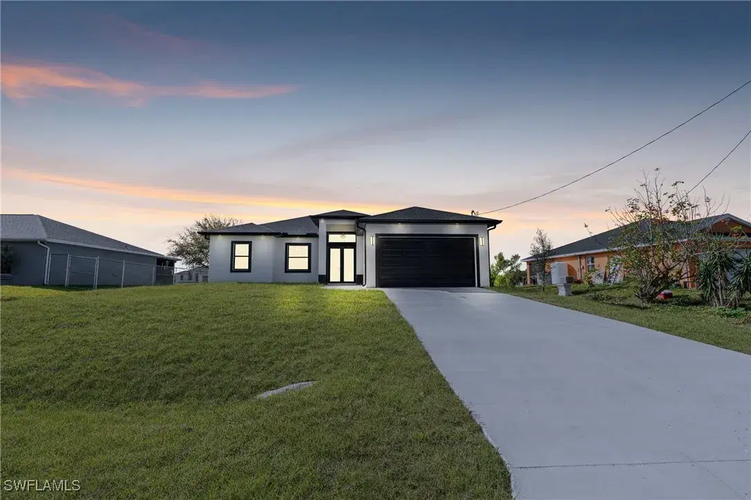Picture of 468 Paddock St, Lehigh Acres, FL 33974