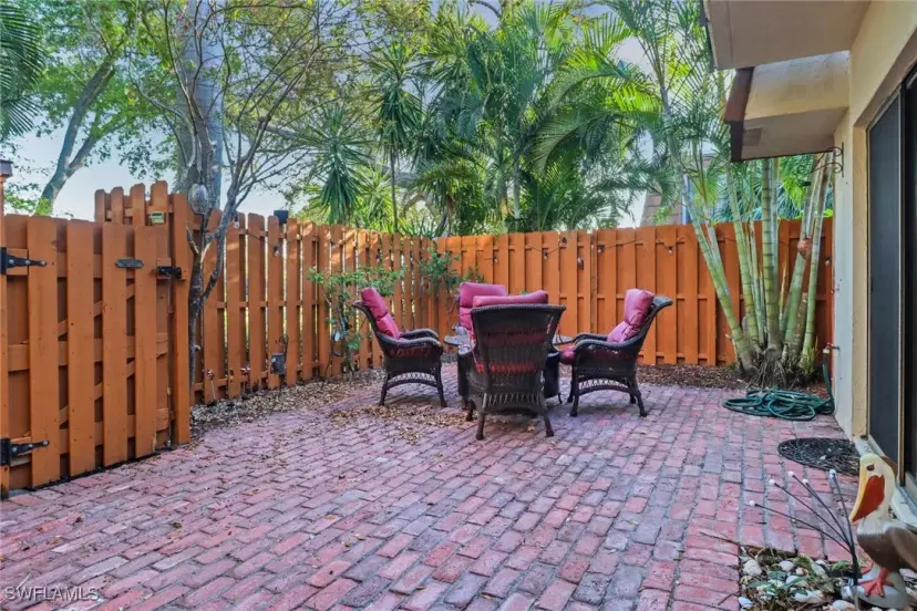 Picture of 1464 Park Shore Cir 3, Fort Myers FL 33901