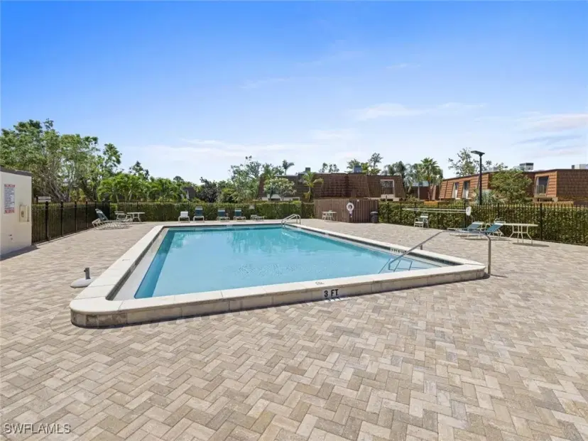 Picture of 1464 Park Shore Cir 3, Fort Myers FL 33901