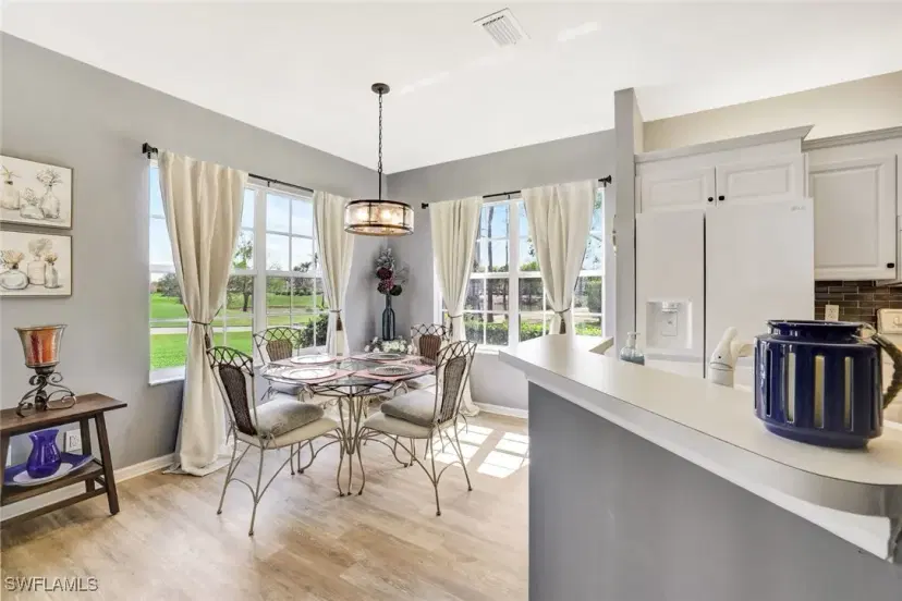 Picture of 5880 Three Iron Dr 802, Naples FL 34110