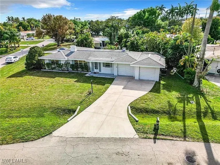 Picture of 1421 Loma Linda Dr, Fort Myers FL 33919
