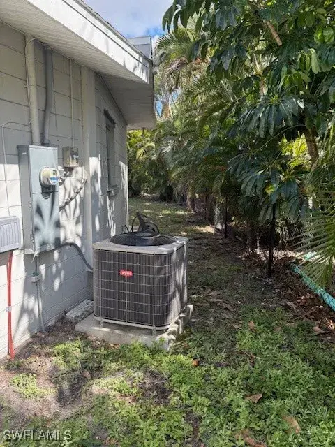 Picture of 1421 Loma Linda Dr, Fort Myers FL 33919