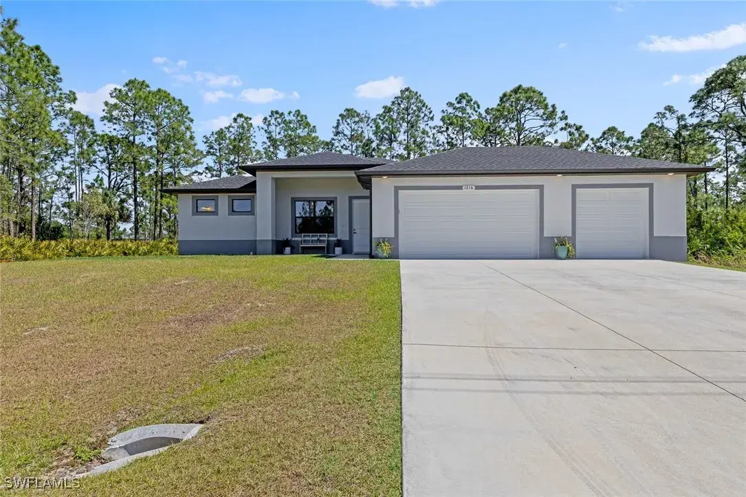 Picture of 1316 Congress Ave, Lehigh Acres, FL 33972