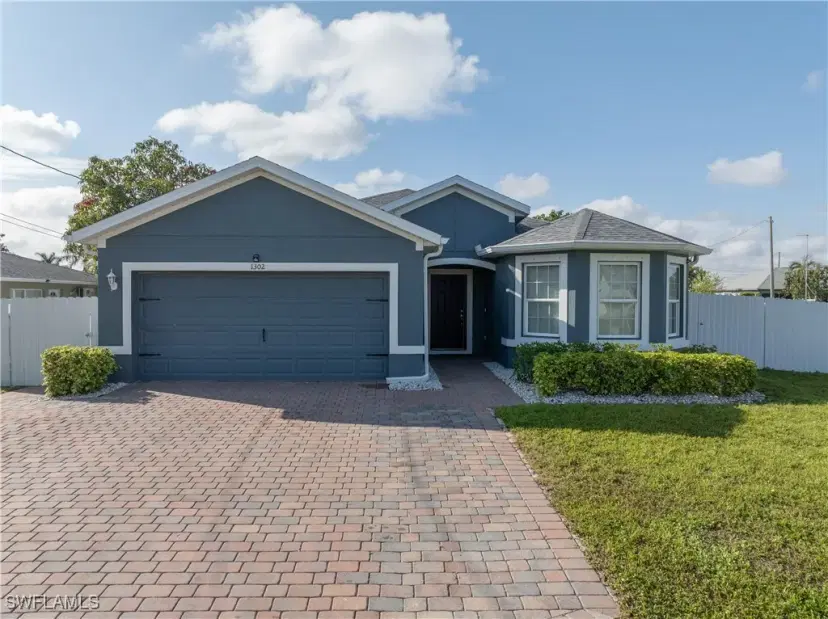 Picture of 1302 SE 16Th St, Cape Coral FL 33990