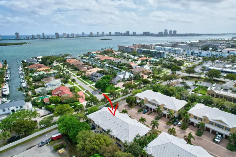 Picture of 205 Mariner Court, North Palm Beach FL 33408