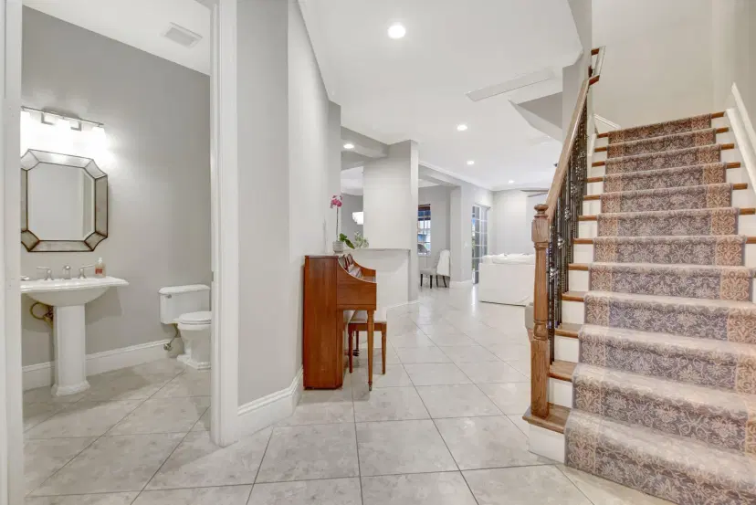 Picture of 205 Mariner Court, North Palm Beach FL 33408