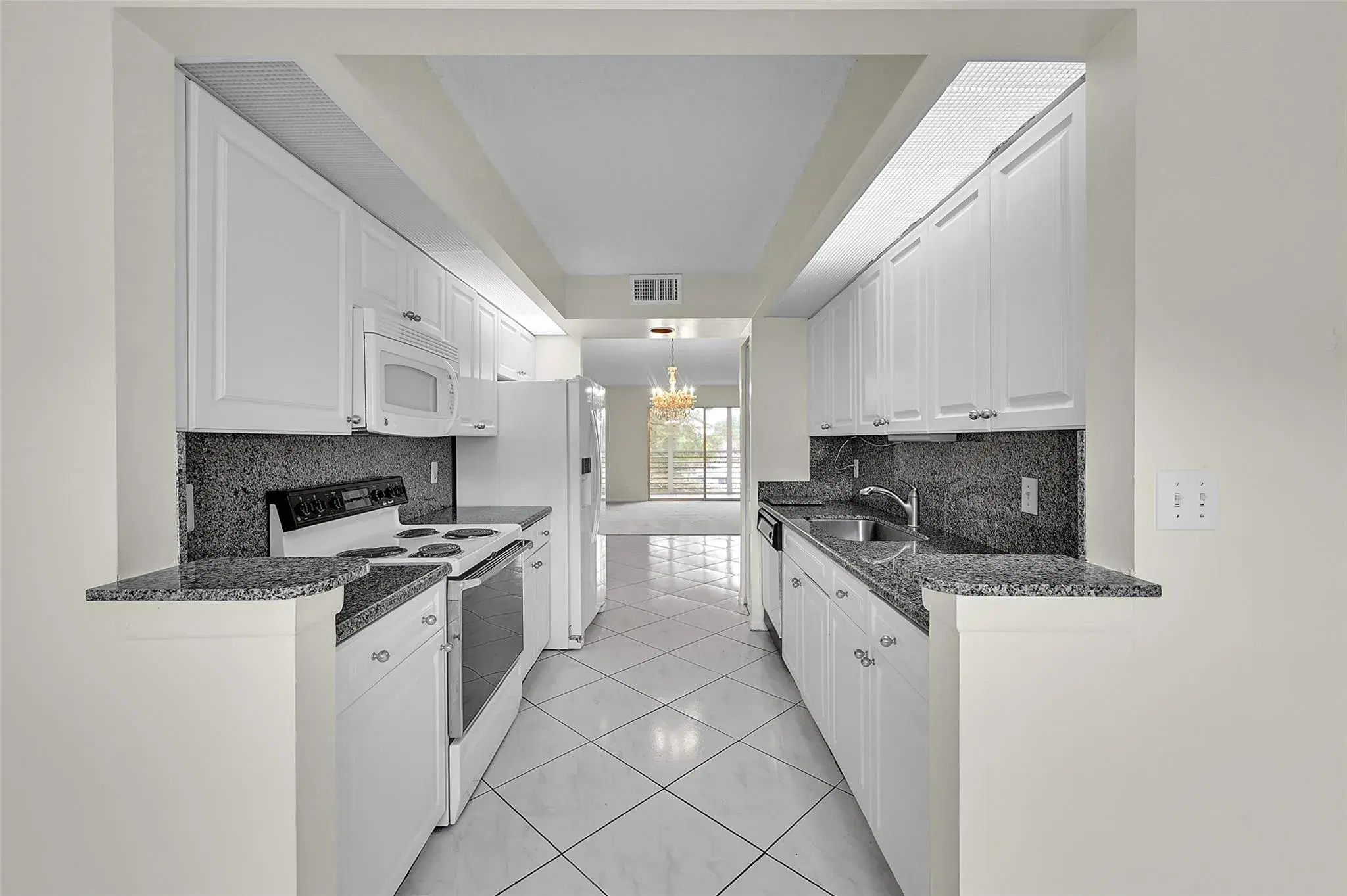 Picture of 1604 Abaco Drive B3, Coconut Creek, FL 33066