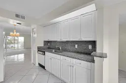 Picture of 1604 Abaco Drive B3, Coconut Creek, FL 33066