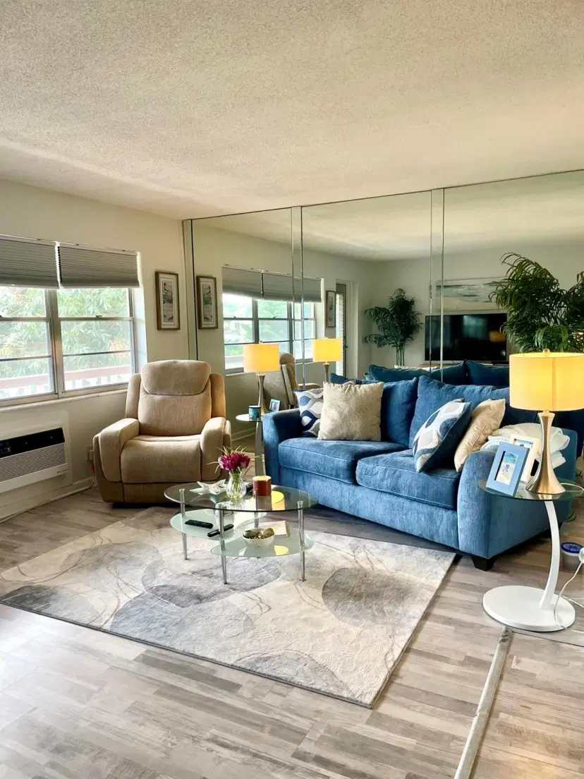 Picture of 211 Dorchester I, West Palm Beach FL 33417