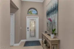 Picture of 1584 Vizcaya Ln, Naples, FL 34113