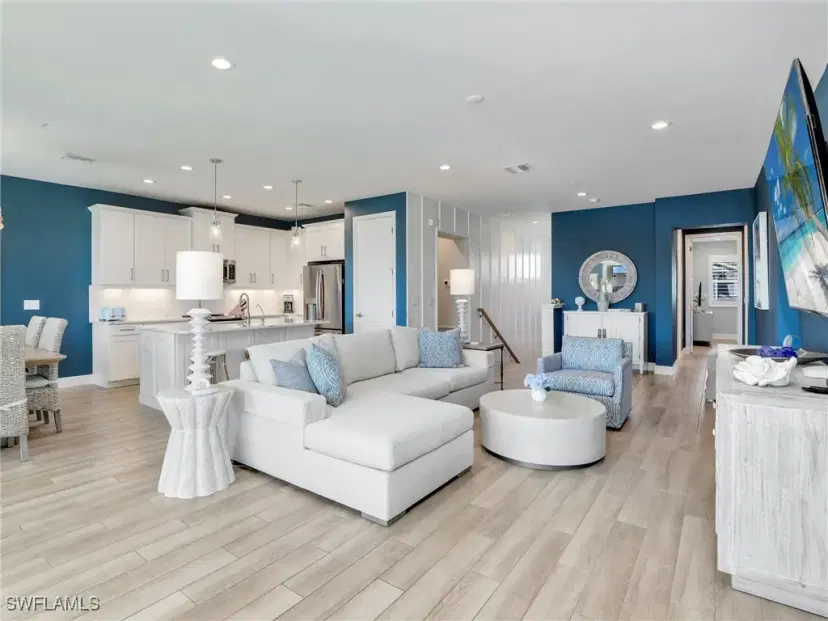 Picture of 2621 Seychelles Cir 1807, Naples FL 34112