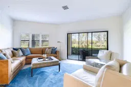 Picture of 220 Vintage Cir B103, Naples, FL 34119