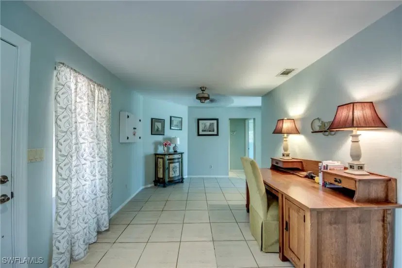 Picture of 1707 SE 45Th St, Cape Coral FL 33904