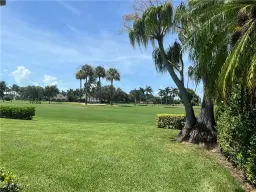 Picture of 675 Wedge Dr, Naples, FL 34103