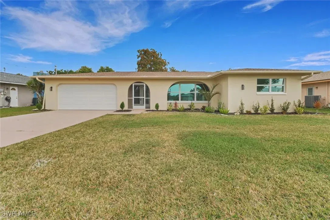 Picture of 3739 Palm Tree Blvd, Cape Coral, FL 33904