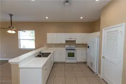 Picture of 2713 Blue Cypress Lake Ct, Cape Coral, FL 33909